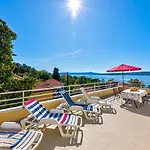 Einzigartiges Nur 100 Meter Zum Sandstrand Mit Grosser Dachterrasse, Meerblick, Waschmaschine *