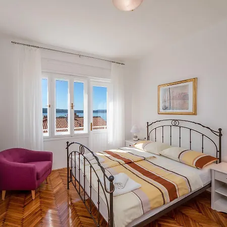 Apartman Einzigartiges Nur 100 Meter Zum Sandstrand Mit Grosser Dachterrasse, Meerblick, Waschmaschine *