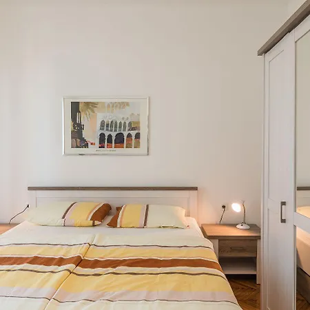 Apartman Einzigartiges Nur 100 Meter Zum Sandstrand Mit Grosser Dachterrasse, Meerblick, Waschmaschine *