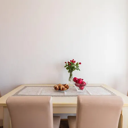 Apartman Einzigartiges Nur 100 Meter Zum Sandstrand Mit Grosser Dachterrasse, Meerblick, Waschmaschine