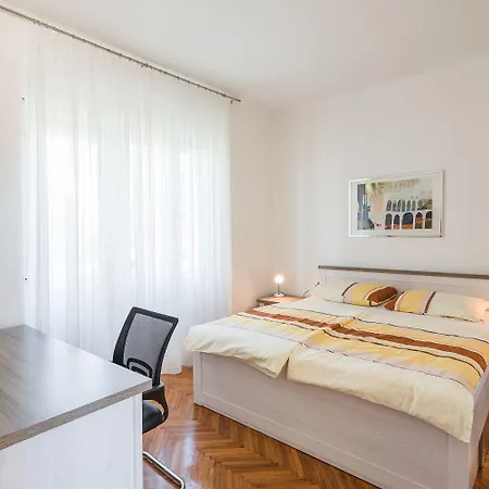 Einzigartiges Nur 100 Meter Zum Sandstrand Mit Grosser Dachterrasse, Meerblick, Waschmaschine Apartman *