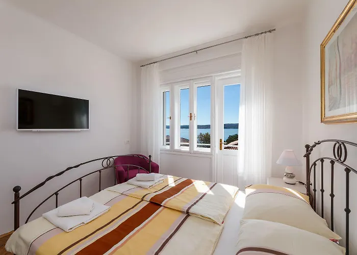 Einzigartiges Nur 100 Meter Zum Sandstrand Mit Grosser Dachterrasse, Meerblick, Waschmaschine * Crikvenica