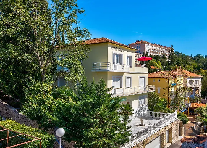 Einzigartiges Nur 100 Meter Zum Sandstrand Mit Grosser Dachterrasse, Meerblick, Waschmaschine