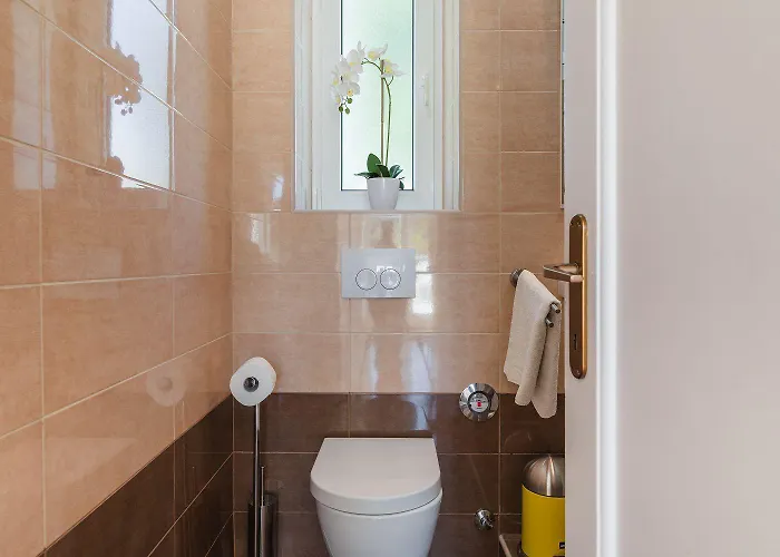 Einzigartiges Nur 100 Meter Zum Sandstrand Mit Grosser Dachterrasse, Meerblick, Waschmaschine *