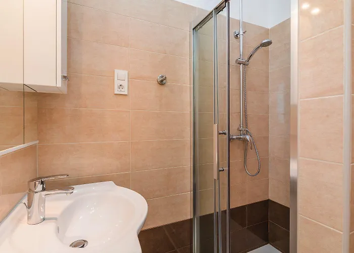 Einzigartiges Nur 100 Meter Zum Sandstrand Mit Grosser Dachterrasse, Meerblick, Waschmaschine *